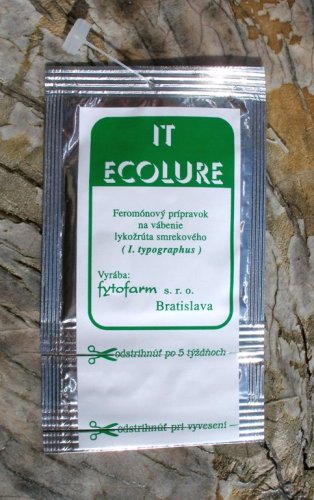 Kliknut�m zavriete okno